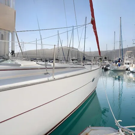 Pato Lucas Sail Boat Botel *